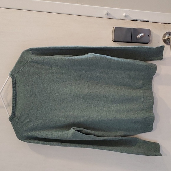 O.N.S. Seafoam Green Wool Cashmere V-Neck Sweater M - Picture 3 of 6